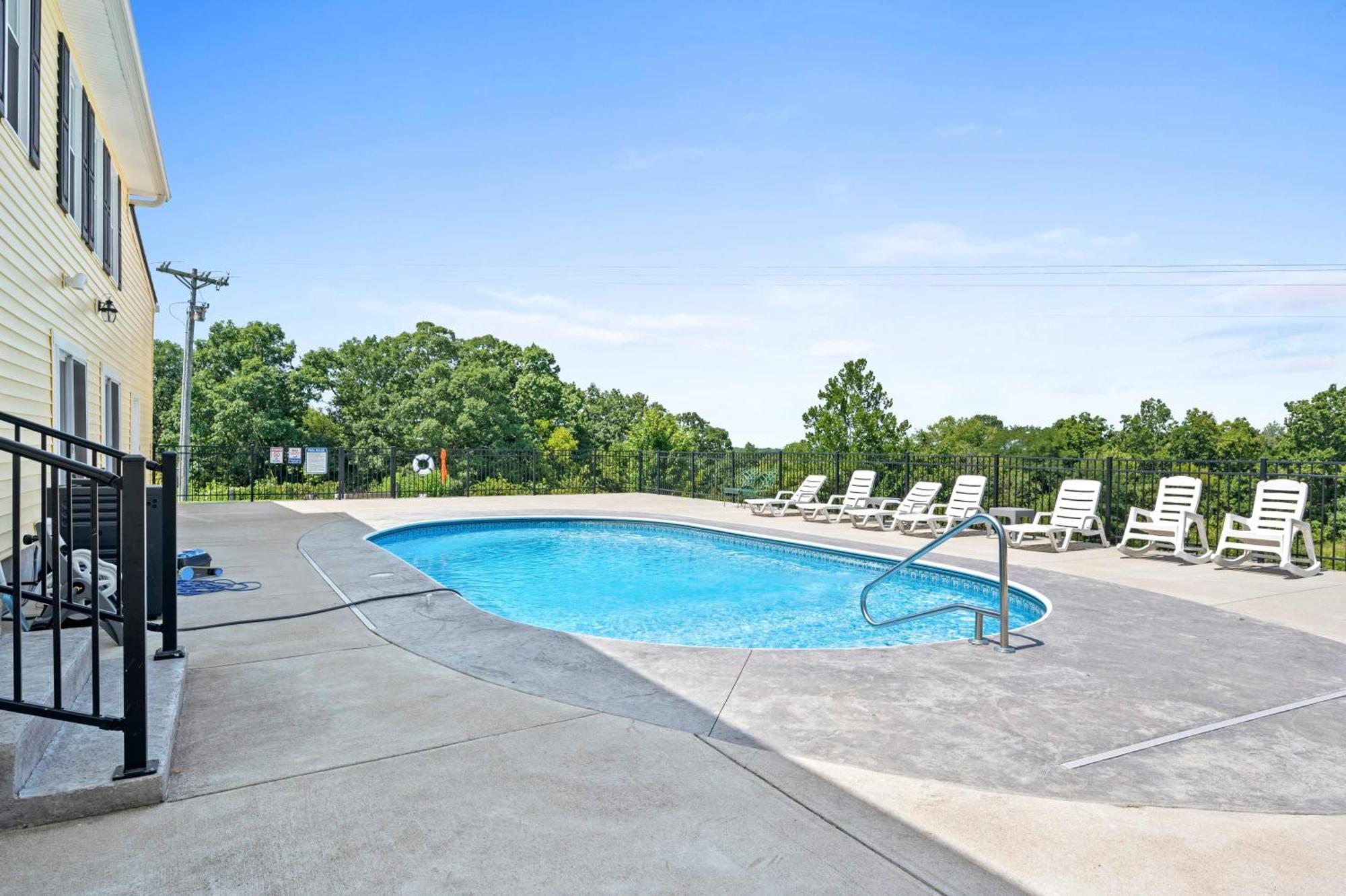 Big Family Lodge Near Ark Sleeps 16 Williamstown Eksteriør bilde